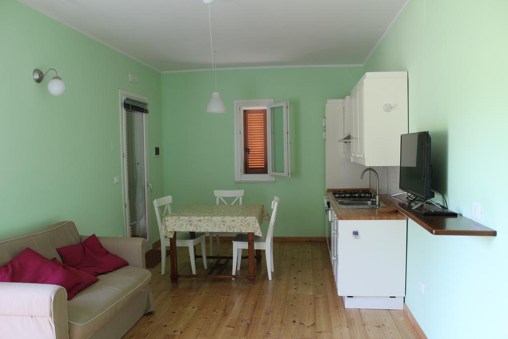 Agriturismo La Solagna Villa Montebello di Bertona Bagian luar foto